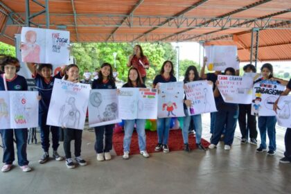 SES-AM reforça combate ao tabagismo em ação educativa na Vila Olímpica