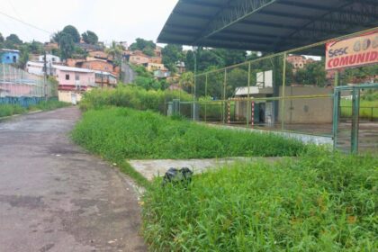 Vereador Carlos Pai Amado cobra revitalização de quadra poliesportiva do Sesc-AM