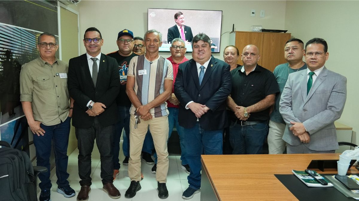 Presidente David Reis e vereadores dialogam com Sindicato dos Vigilantes e agendam Tribuna Popular para categoria