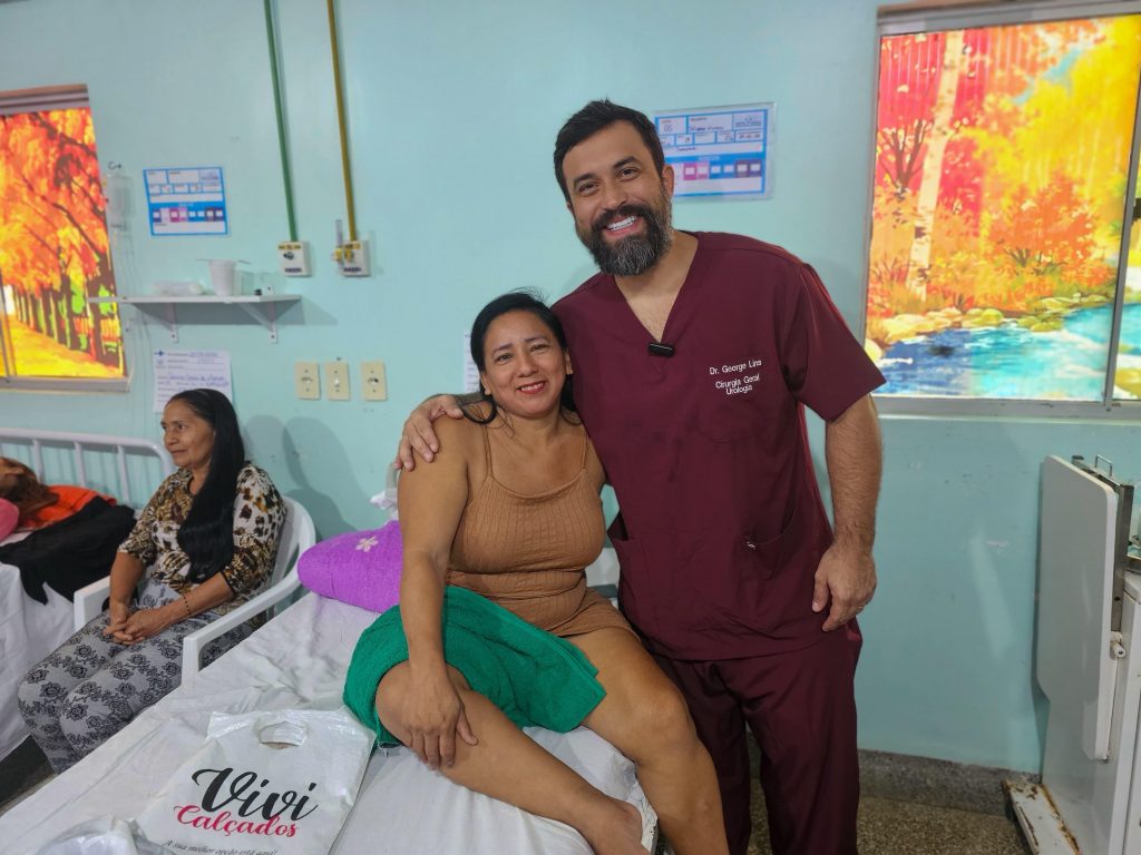 Dr. George Lins realiza mutirão de cirurgias eletivas 100% humanitário em Itapiranga Dr. George Lins realiza mutirão de cirurgias eletivas 100% humanitário em Itapiranga