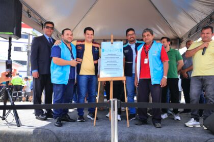 Vice-prefeito Renato Junior entrega feira do Nova Cidade