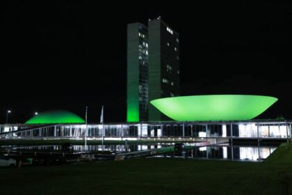 Congresso terá iluminação verde de 12 a 14 de maio em homenagem aos profissionais da enfermagem