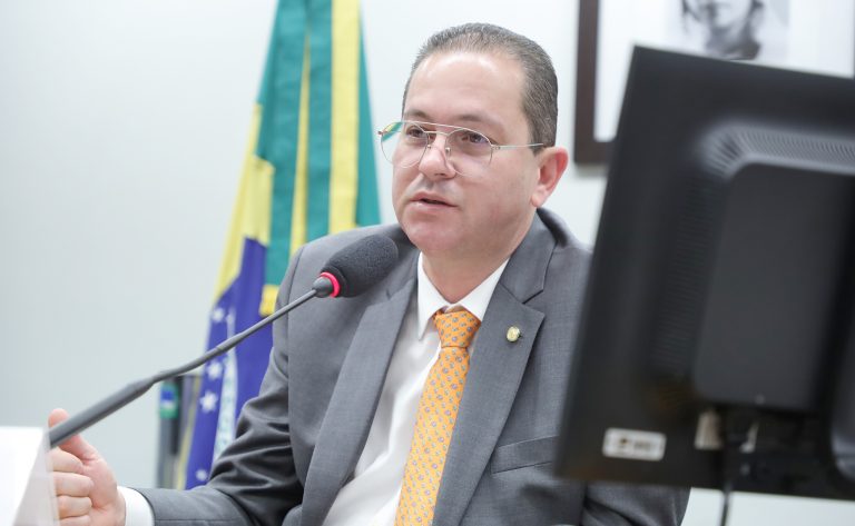 Projeto exige parecer técnico prévio para transferências voluntárias da União