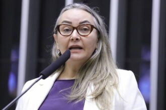 Projeto permite manter chave PIX de pessoa ou empresa com cadastro irregular na Receita