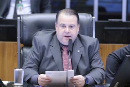 Comissão aprova exigência de conversor digital integrado em aparelhos de TV