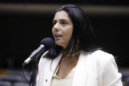 Comissão aprova inclusão de pessoas com autismo como dependente de policial militar do DF