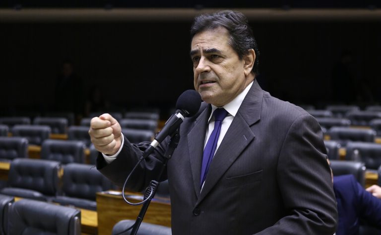 Nova lei prevê políticas públicas para doenças inflamatórias intestinais