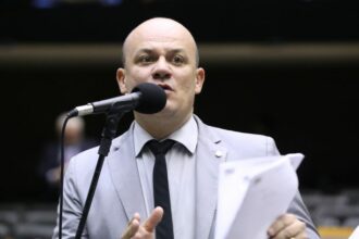 Projeto torna crime o assédio moral praticado no meio militar