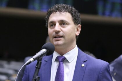 Comissão aprova seguro-desemprego para agricultores familiares e seringueiros