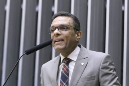 Comissão debate importância da audiodescrição para inclusão social de pessoas com deficiência visual