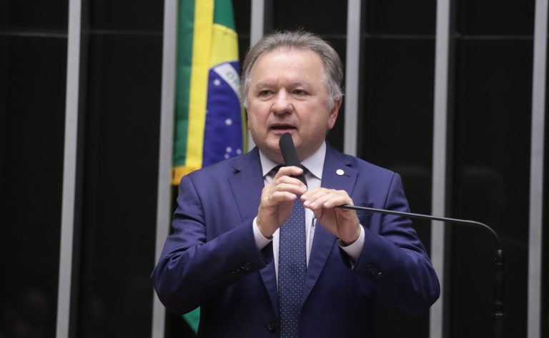 Projeto prevê reserva de vagas em eventos para instituições de apoio a pessoas com deficiência