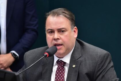 Comissão aprova obrigação de provedores de aplicativos notificarem autoridades sobre abuso sexual infantojuvenil