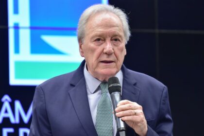 Lewandowski defende a constitucionalidade da PEC da Segurança Pública diante de críticas da oposição