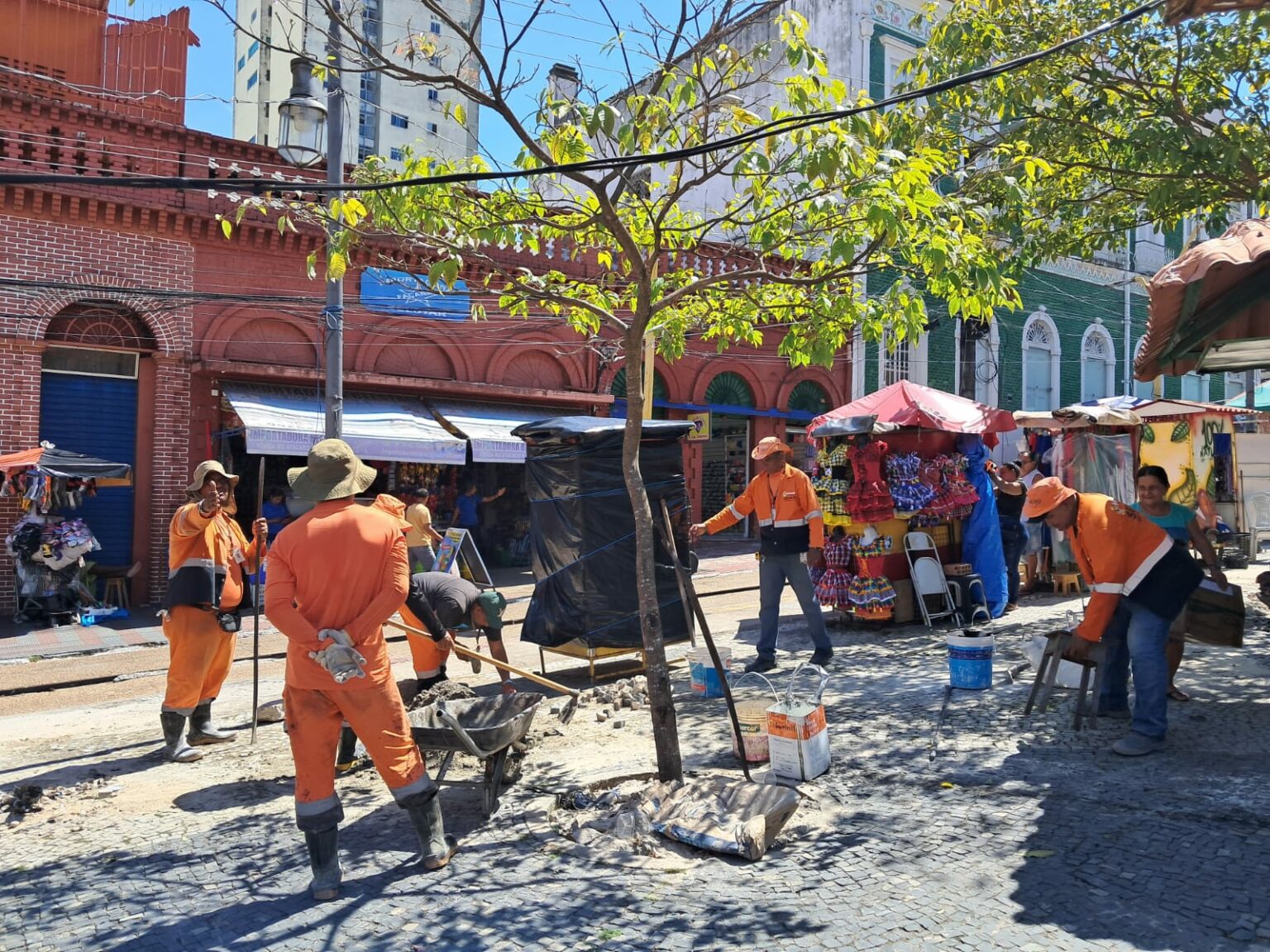 Prefeitura intensifica obras de infraestrutura no Centro da cidade