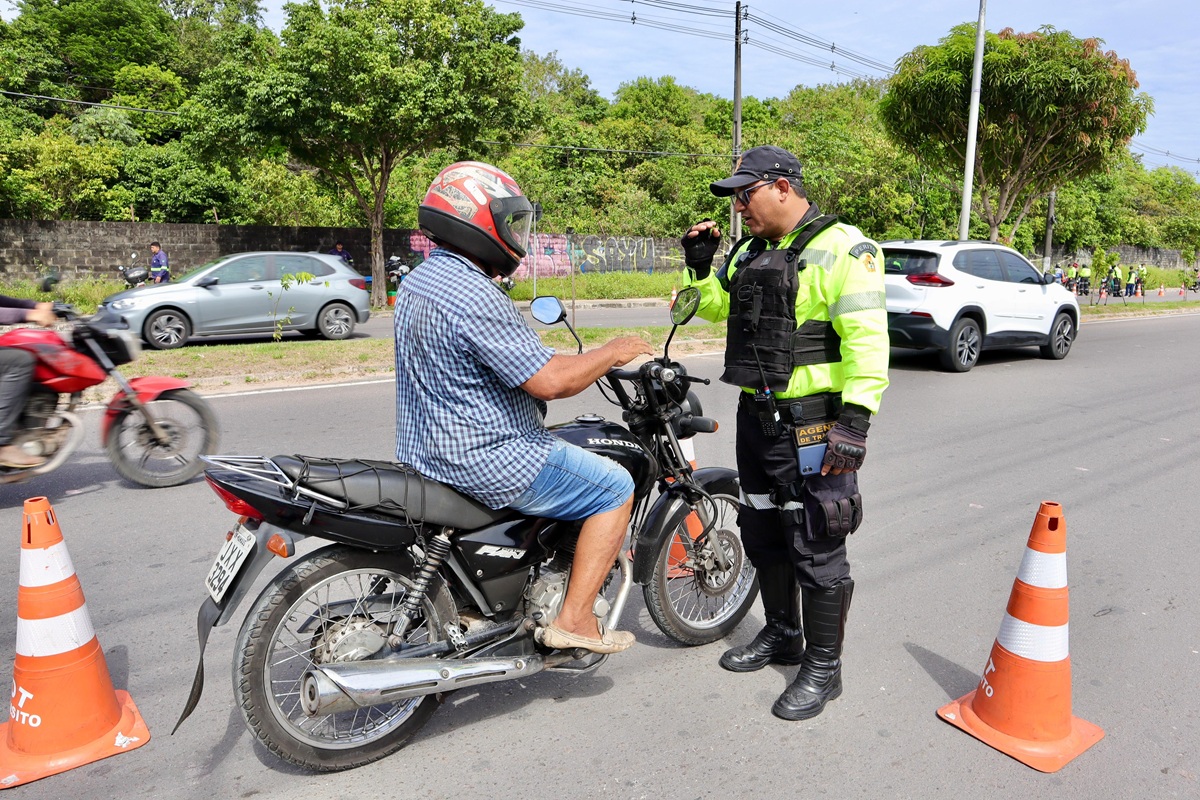 Prefeitura de Manaus realiza operação ‘Cavalo de Aço’