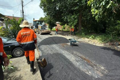 Prefeitura intensifica recuperação asfáltica na rua Moisés
