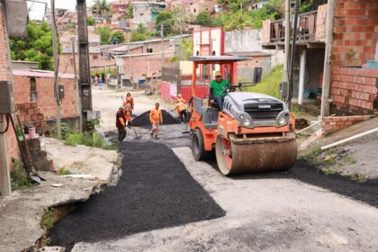 Prefeitura de Manaus recupera rua no bairro Jorge Teixeira