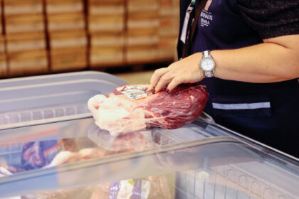 Visa Manaus autua supermercado denunciado em vídeos