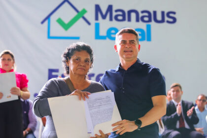 David Almeida entrega mais de 400 registros de imóveis