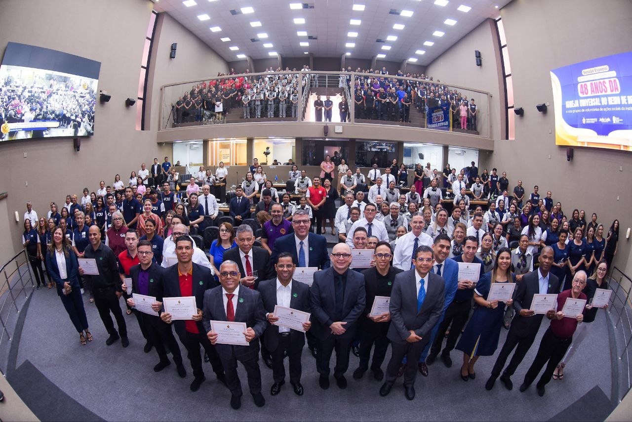 Aleam realiza Sessão Especial em homenagem aos 48 anos da Igreja Universal por iniciativa do deputado João Luiz
