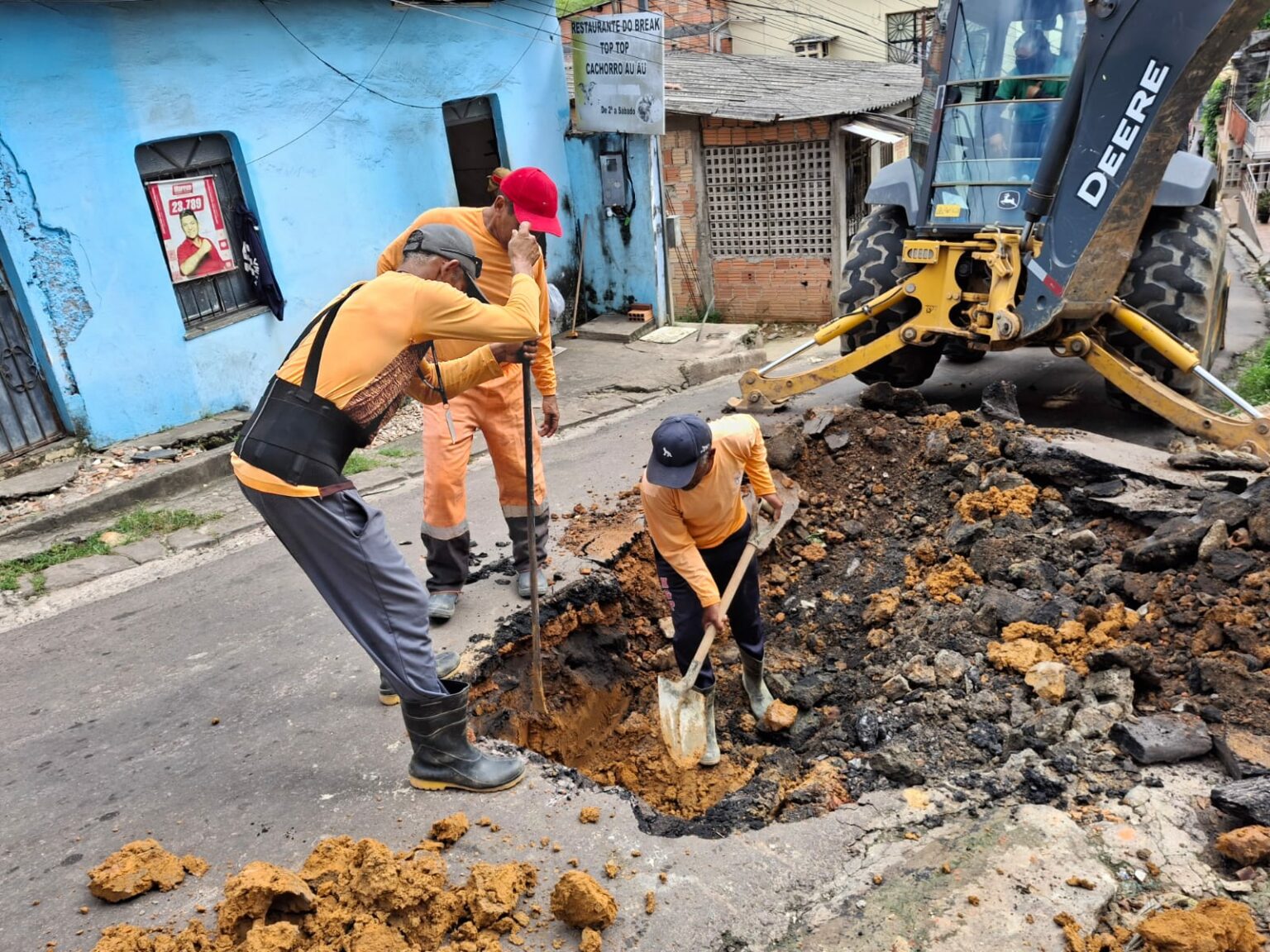 Prefeitura de Manaus realiza recuperação de drenagem profunda no bairro Lírio do Vale