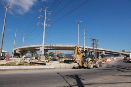 Prefeitura de Manaus transforma mobilidade com avanços na obra do complexo viário Rei Pelé