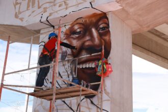 Arte urbana embeleza Complexo Viário Rei Pelé