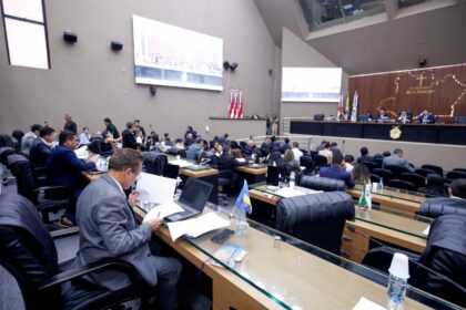 Atuação do deputado Adjuto Afonso foi decisiva para renovação do modelo de incentivo fiscal no Amazonas