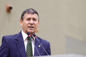 Manaus pode ter rua com nome de Professora Izaltina Cordeiro por iniciativa do vereador Roberto Sabino