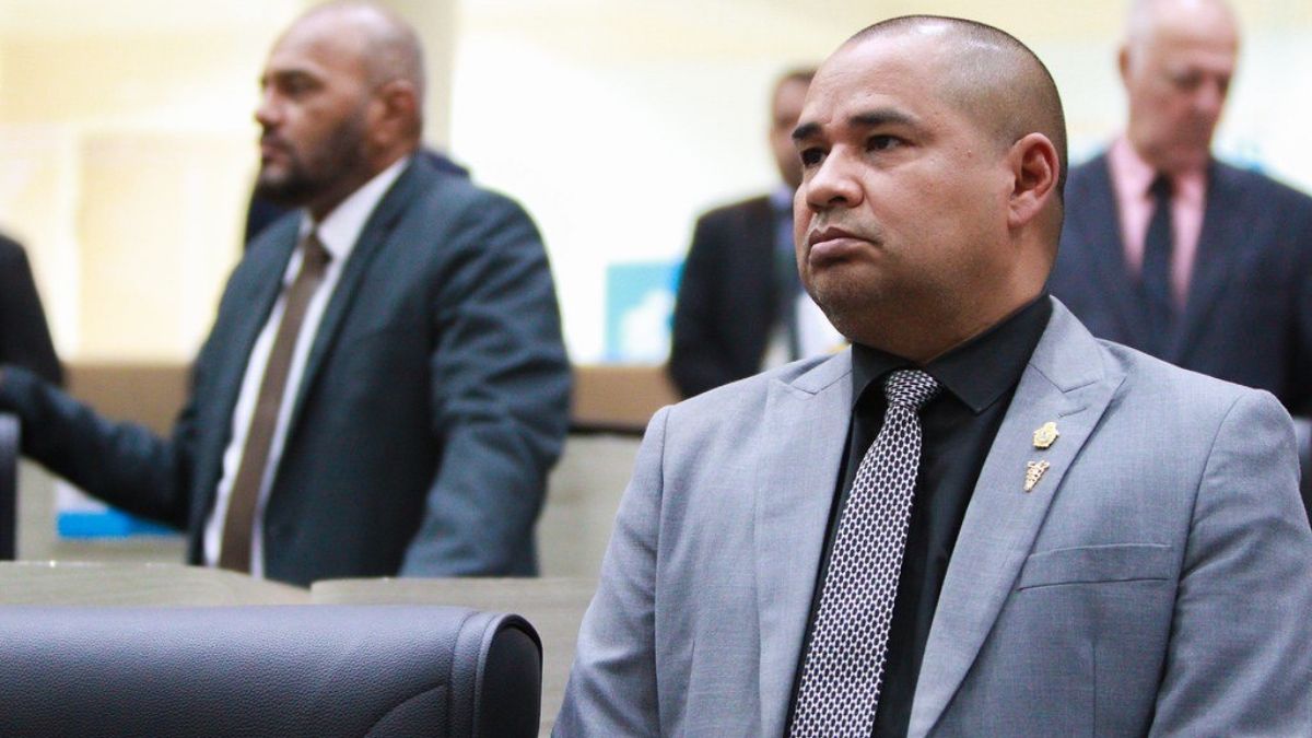 Manaus pode ganhar campanha ‘Junho Verde’ para prevenção da escoliose, propõe vereador Sérgio Baré