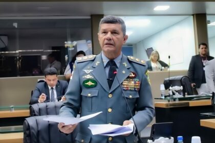 Comandante Dan lamenta a rejeição de emendas à LDO