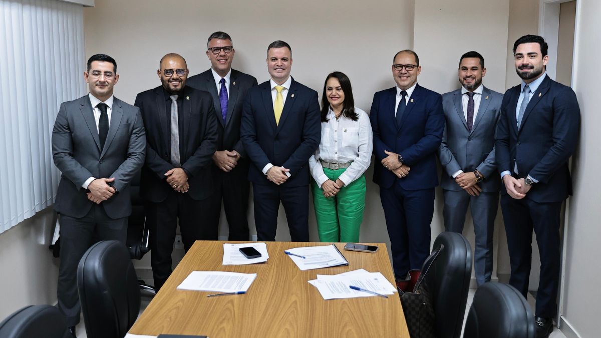 Comissão presidida por Rodrigo Sá discute revisão do Plano Diretor para expansão do Polo Industrial de Manaus