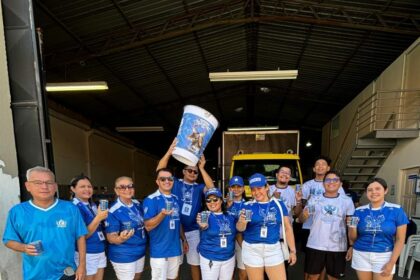 Festival de Parintins 2025: Cosama realiza a entrega de copos envasados aos bumbás Caprichoso e Garantido