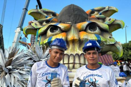 Festival de Parintins 2025: Cosama entrega copos de água para trabalhadores de Caprichoso e Garantido