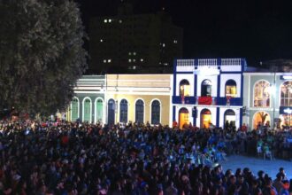 Festival de Parintins 2025:Transmissão da segunda noite da festa emociona torcedores no Largo São Sebastião
