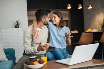 Pequenos Gestos, Grandes Amores: O Papel do Cotidiano na Construção de um Amor Duradouro