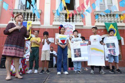 “Festa da Amizade”: Escola Estadual Barão do Rio Branco realiza ação de combate à xenofobia contra populações imigrantes