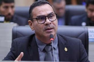 Jaildo Oliveira critica retirada do pagamento em dinheiro no transporte coletivo de Manaus