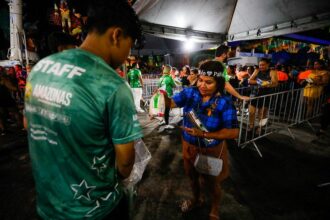 Festival de Parintins 2025: Governo do Amazonas arrecada mais de 70 mil itens de alimentos durante a Festa dos Visitantes