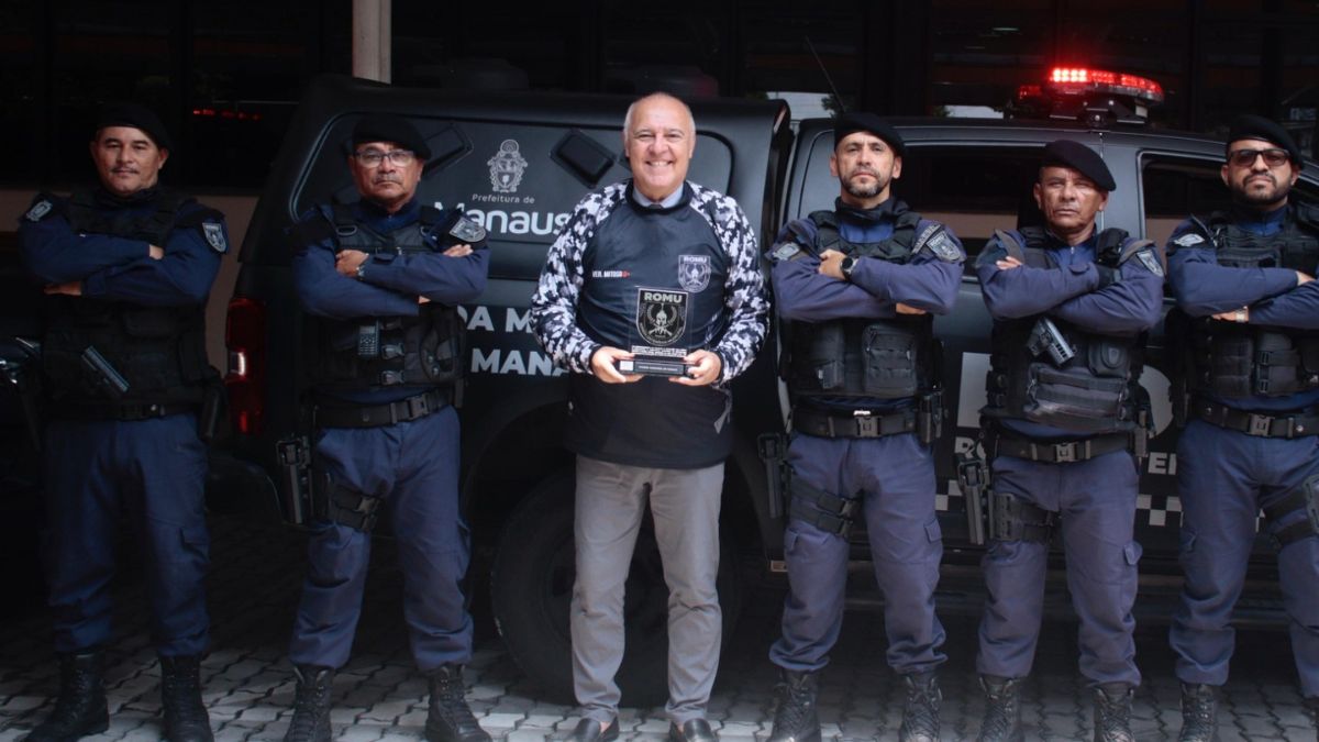 Mitoso homenageia Guarda Municipal de Manaus e propõe criação da Polícia Municipal