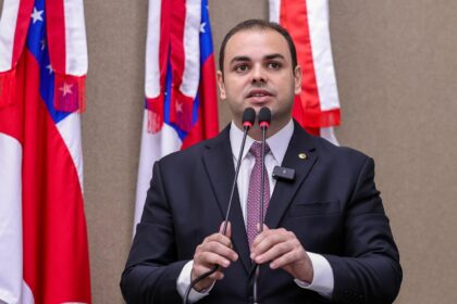 Para combater trabalho infantil virtual, Roberto Cidade propõe lei inovadora para influenciadores mirins
