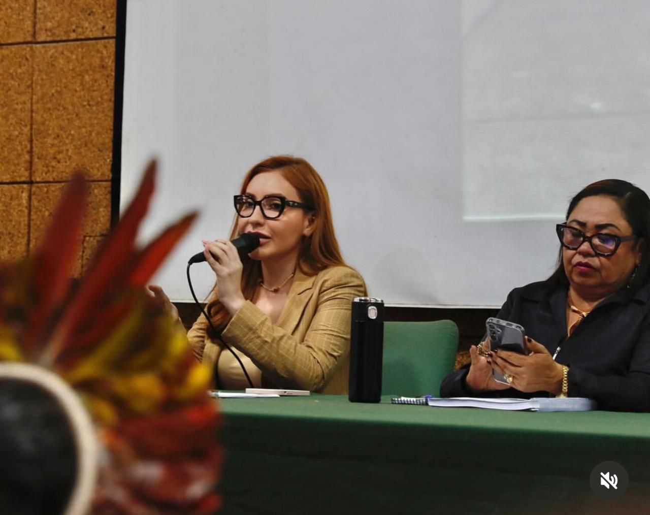 Com trajetória marcada pela ética e coragem, Paula Litaiff enfrenta perseguição por pesquisa sobre mulheres indígenas