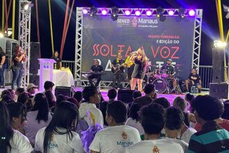 Alunos interpretam Chico da Silva no ‘Solta a Voz Parente’