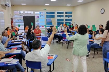 Profissionais de saúde da prefeitura participam de curso de atualização em pré-natal