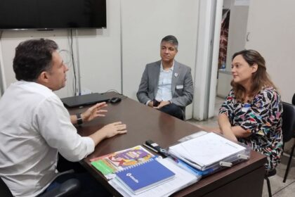 Prefeitura apresenta soluções digitais desenvolvidas pela Semsa para comitiva do Ministério da Saúde
