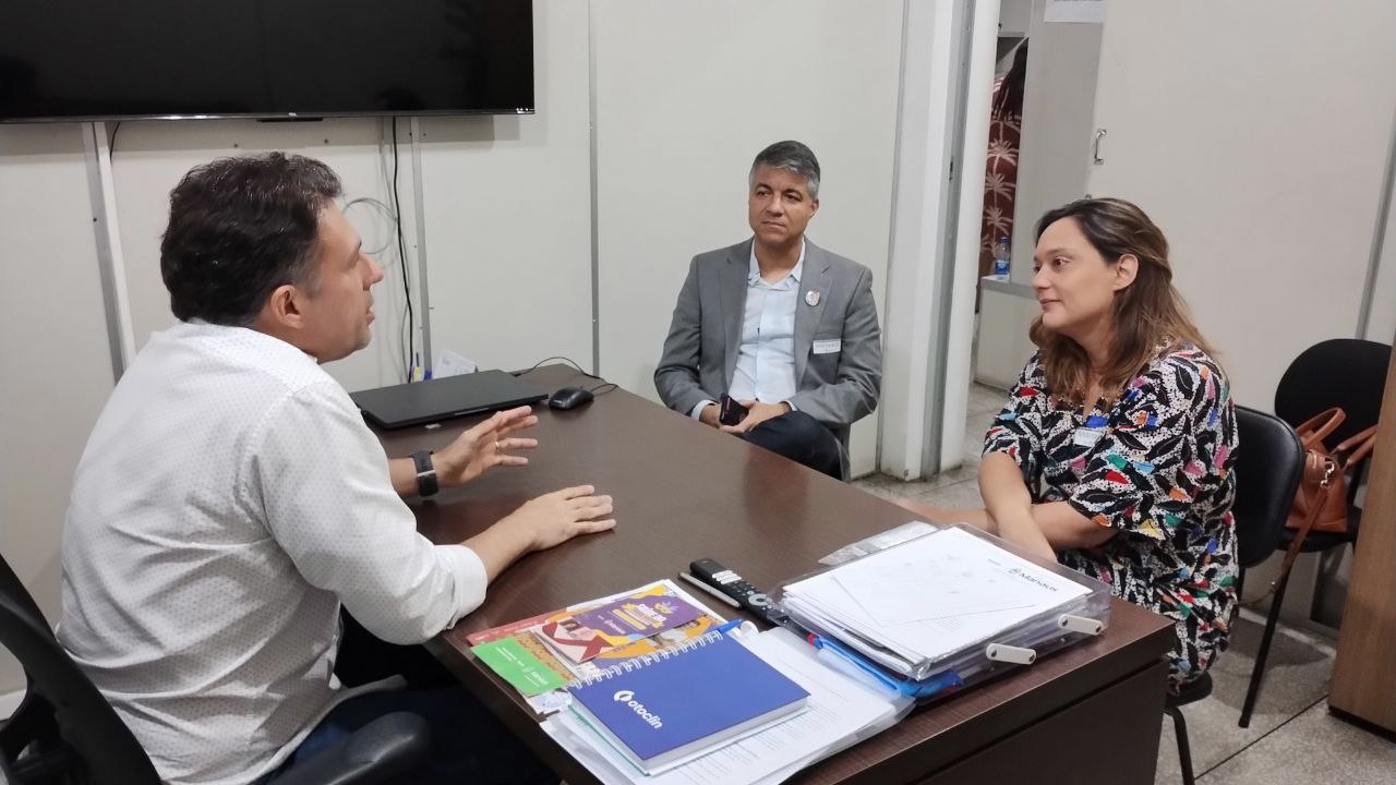 Prefeitura apresenta soluções digitais desenvolvidas pela Semsa para comitiva do Ministério da Saúde