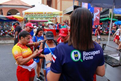 Festival de Parintins 2025: Programa RecuperaFone orienta população a guardar número de IMEI do celular