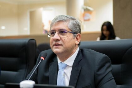 Joelson Silva propõe ampliação de prioridade em creches municipais de Manaus para crianças com TDAH, atraso no desenvolvimento e doenças raras