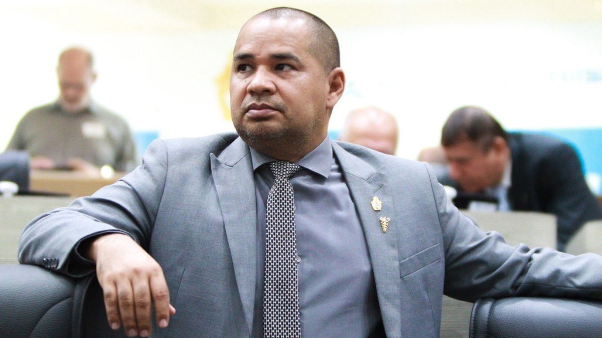 Sérgio Baré propõe semáforo sonoro em avenida da zona Norte de Manaus