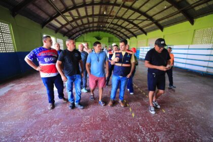 Vice-prefeito Renato Junior visita bairro Colônia Antônio Aleixo